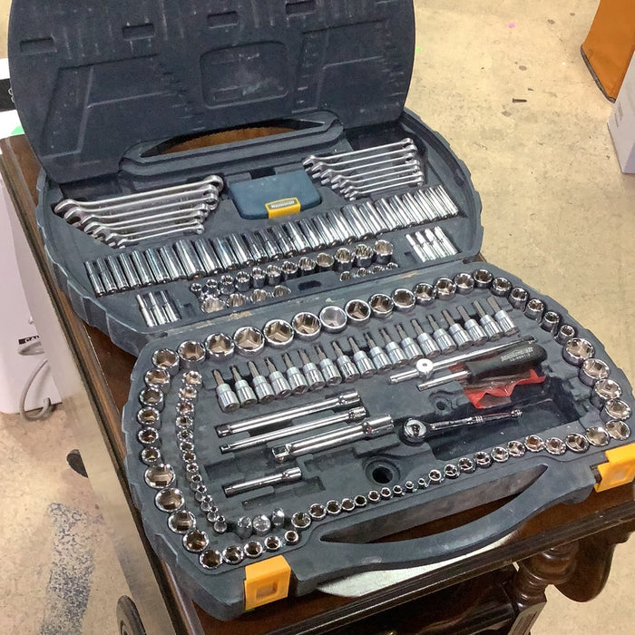 Mastercraft Socket Set