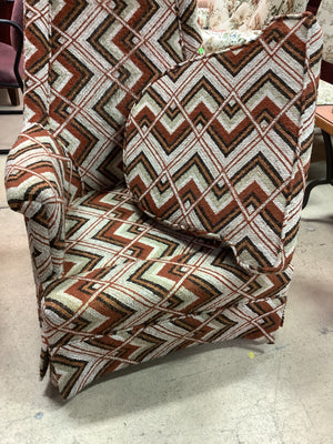 Zig-Zagged Armchair