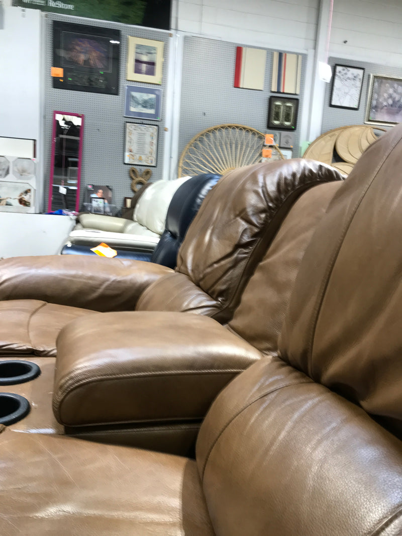 La-Z-Boy 2 Seater Leather Loveseat