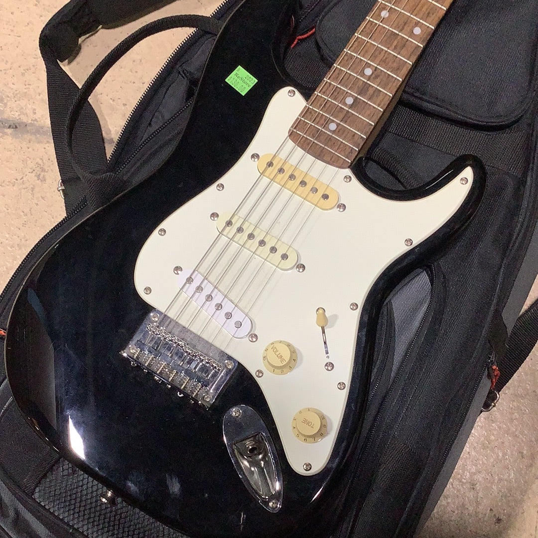 Squier Mini Electric Guitar Set – Habitat for Humanity Greater Ottawa ...