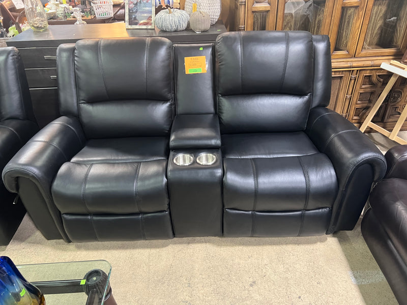 Leather Reclining Love Seat With Console In Black