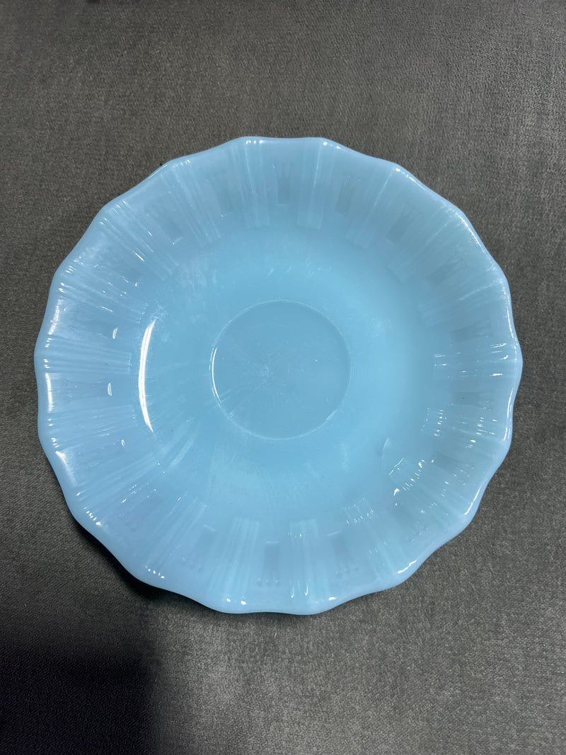 Vintage Canadian Pyrex Robin Egg Blue King’s Crown / Pie Crust Dinnerware Set – 19 Pieces