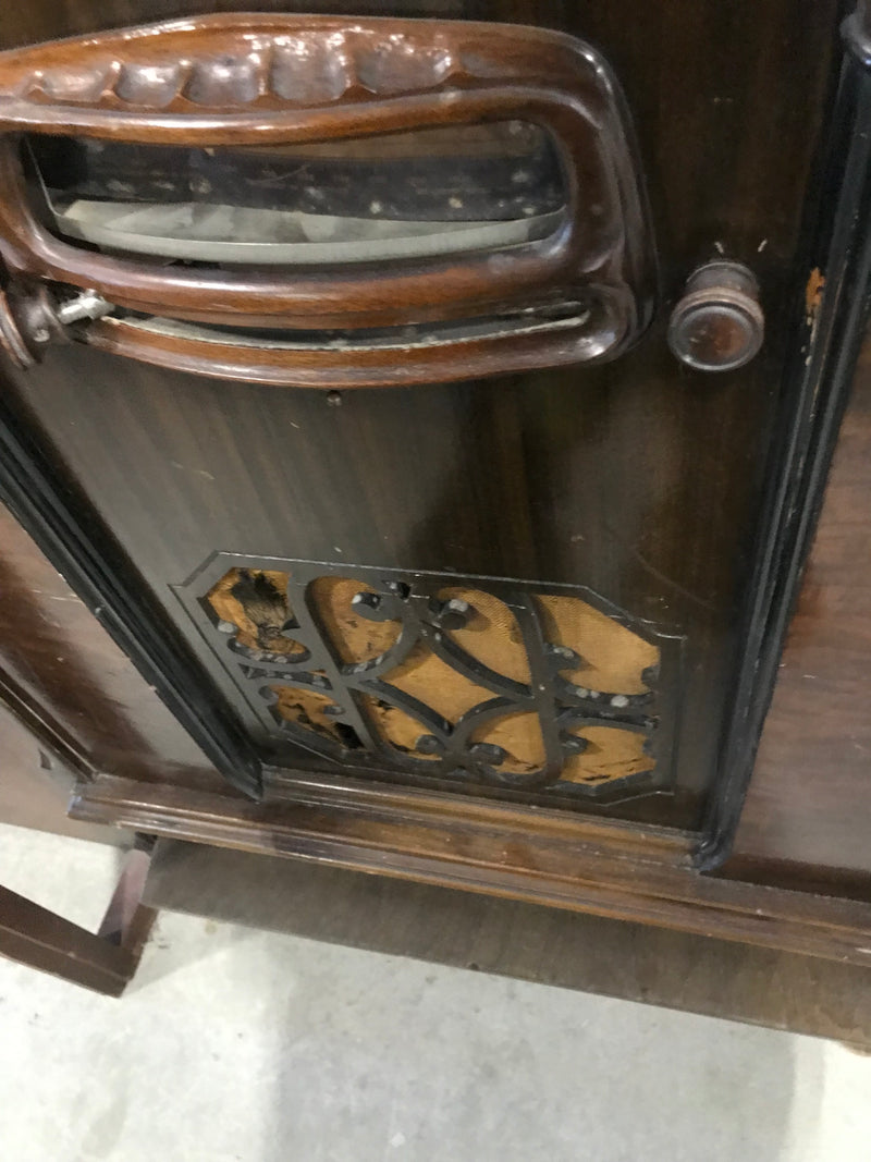 Brown Vintage Console Tube Radio