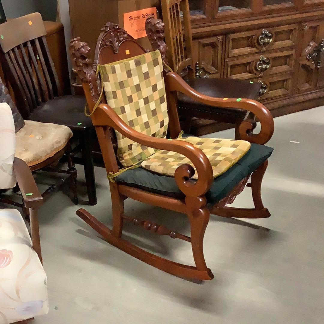 Regal Rocking Chair – Habitat for Humanity Greater Ottawa ReStore