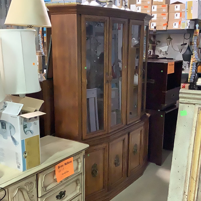 Angular Buffet & Hutch