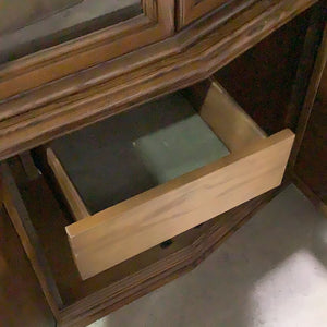 Angular Buffet & Hutch