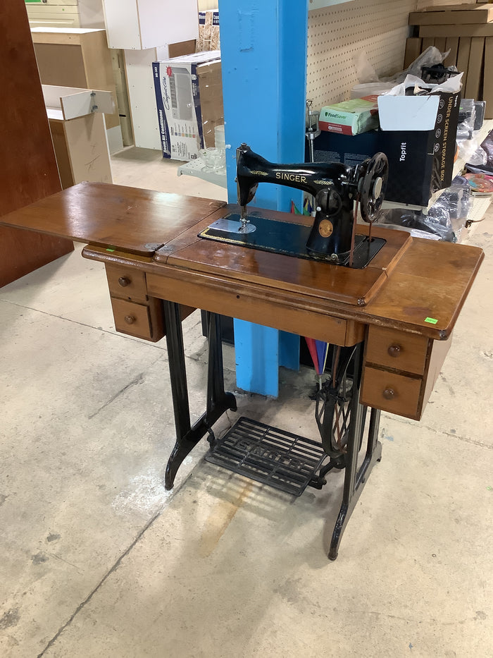 Singer Sewing Table with Machine