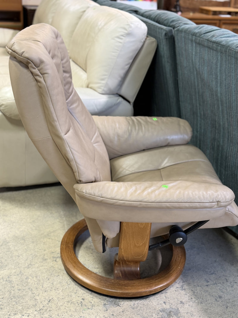Ekornes Stressless Beige Leather Swivel Recliner Chair