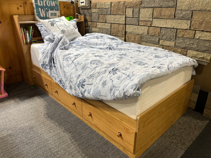 Captain’s Bed with Twin Mattress