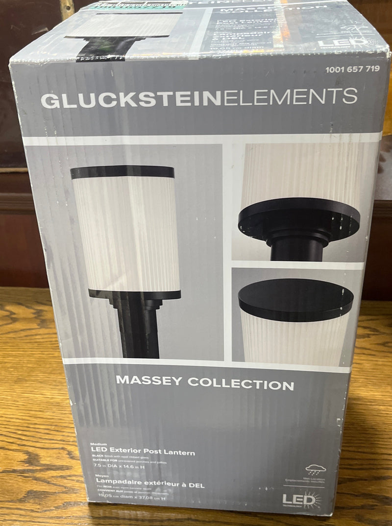 GlucksteinElements Massey LED Outdoor Post