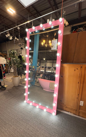 Hollywood LED Mirror