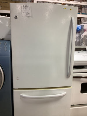 White Energy Star GE Fridgerator