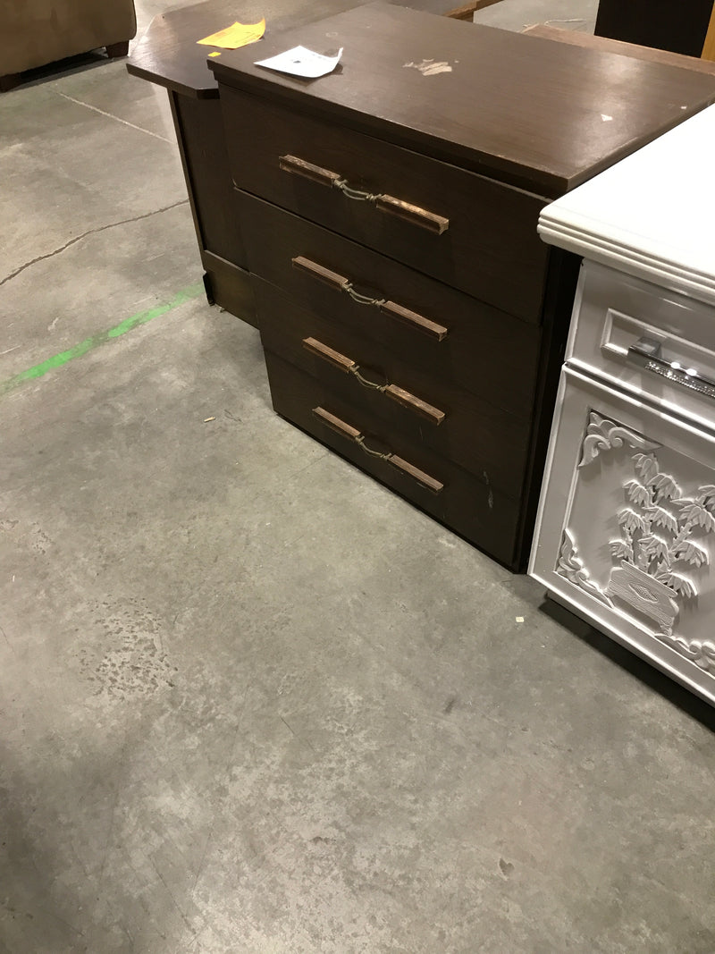 **TOO LOW PRICED TO BE ONLINE**Small Wooden Dresser