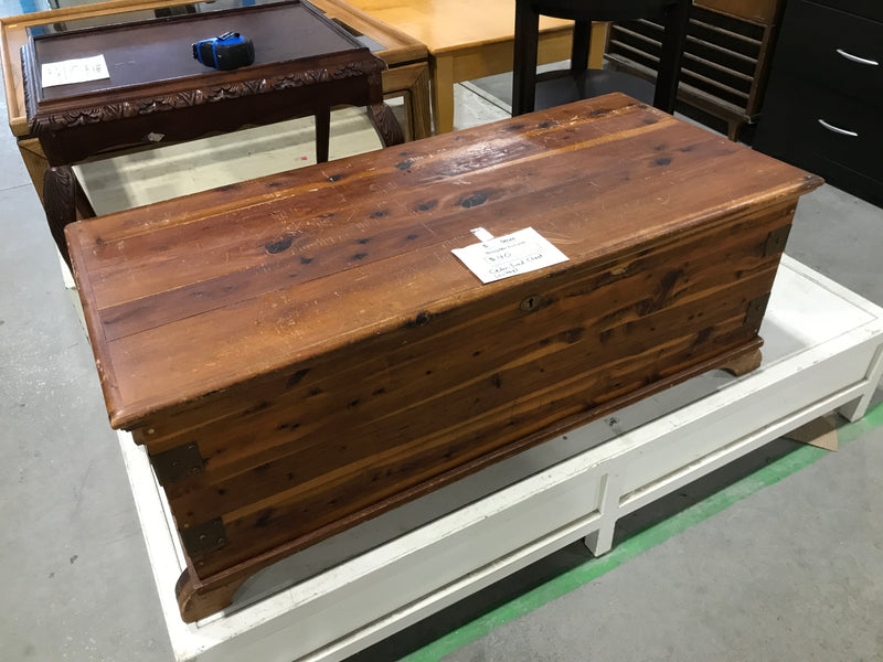 Cedar Lined Chest (No Key)