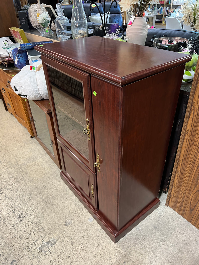 Sauder Heritage Hill Audio Cabinet – Classic Cherry Finish