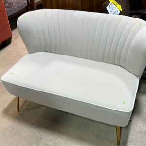 Monica Velvet Tufted Back Loveseat