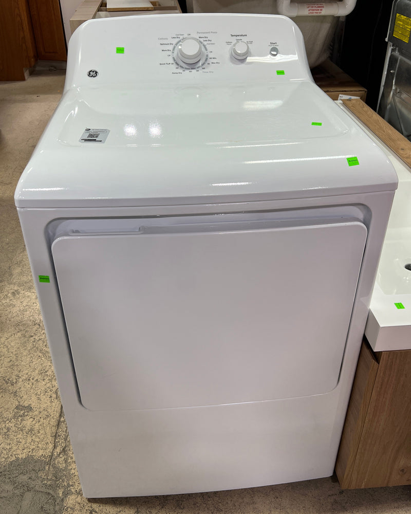 GE GTD32EBMP0WW Electric Vented Dryer