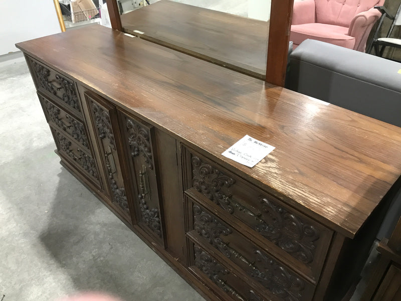 Vintage Oak Long Dresser With 9 Drawers & Large Mirror