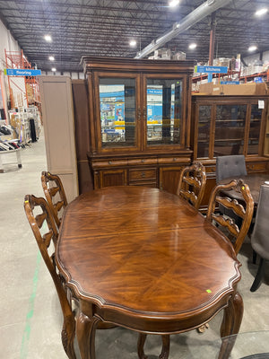 Dining Table with Buffet & Hutch