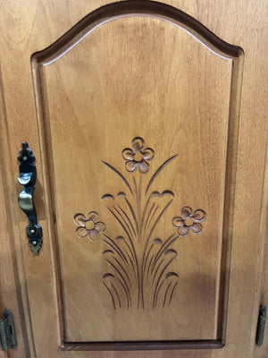 Classic Solid Wood Sideboard Buffet Cabinet