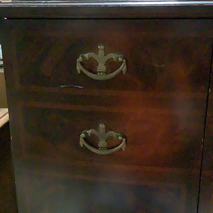 Smooth Face Display Cabinet