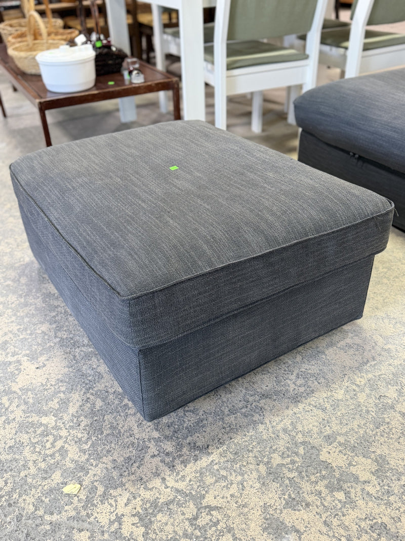 Modern Modular Chaise Lounge with Matching Ottoman