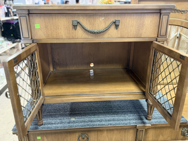 Traditional Wooden Accent Cabinet with Decorative Lattice Doors