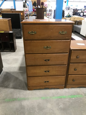 Wooden 5 Drawer Dresser