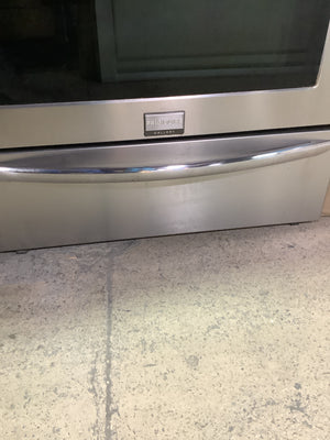 Frigidaire Electric Stove