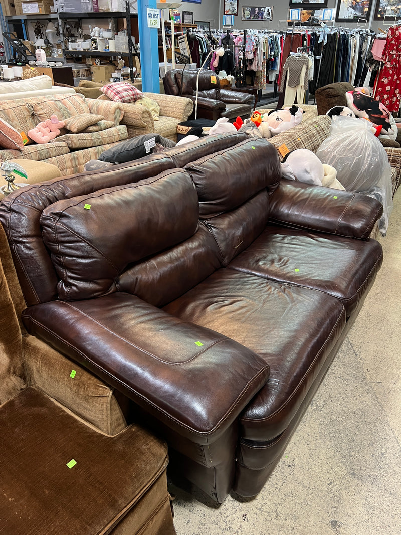 Chocolate Brown Leather Loveseat with Plush Cushions and Padded Pillow-Top Arms