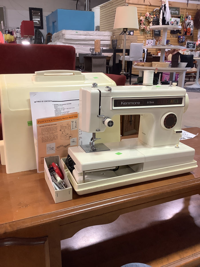 Vintage Kenmore 6-Stitch Sewing Machine