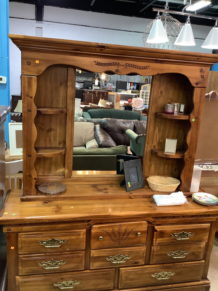 Mid Century Oakwood Dresser