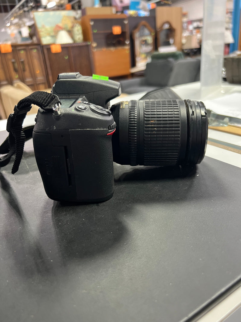 Nikon D7000 Camera
