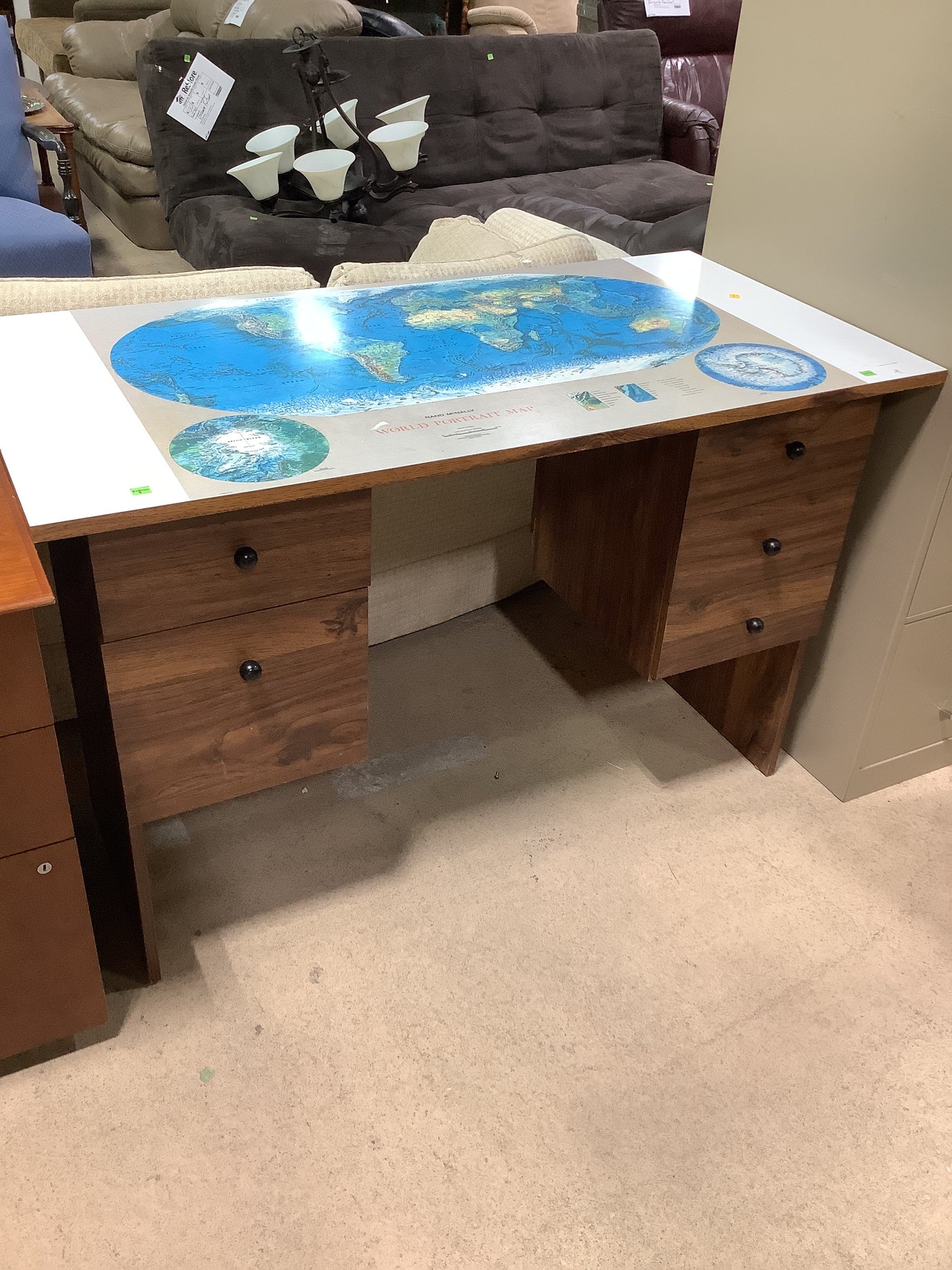 Map Desk – Habitat for Humanity Greater Ottawa ReStore
