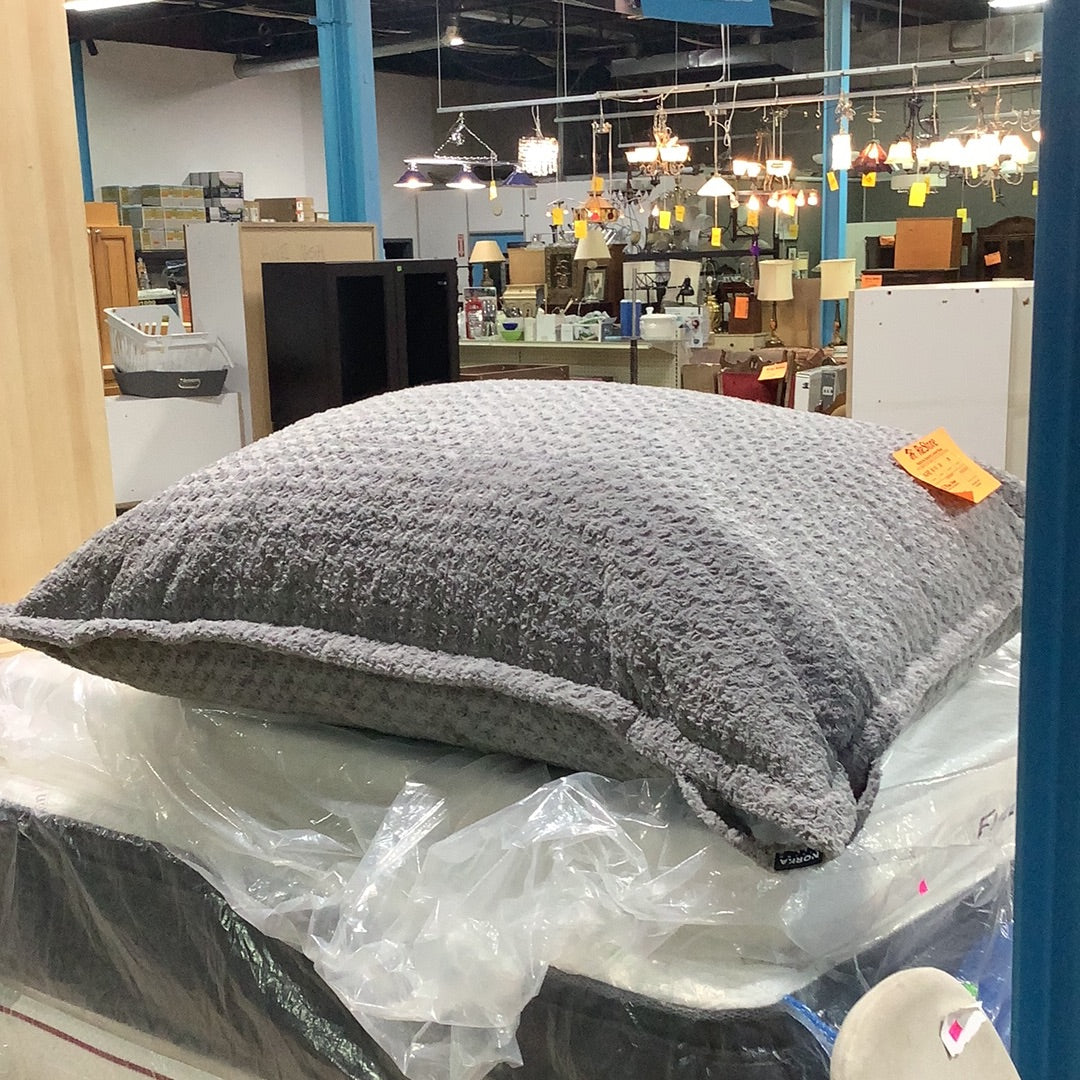 Costco on sale pregnancy pillow