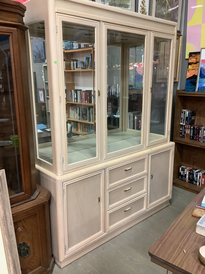 Beige Thomasville Buffet & Hutch