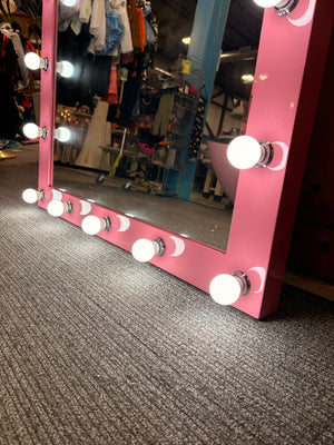 Hollywood LED Mirror