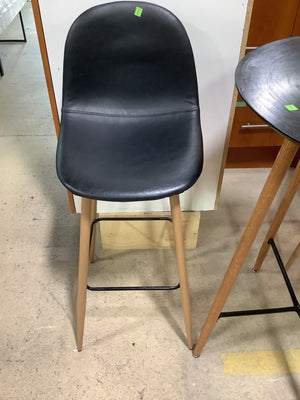 Round Bistro Table with Chairs