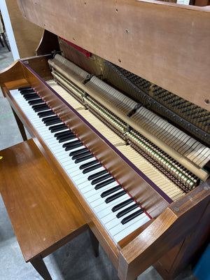 Gerhard Heintzman Piano and Bench