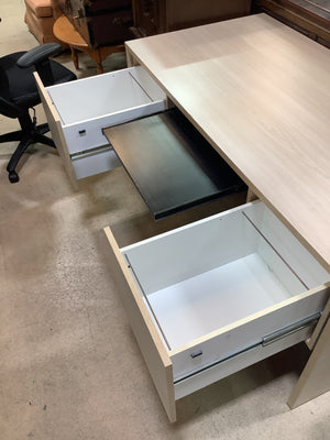 Modern Office Desk