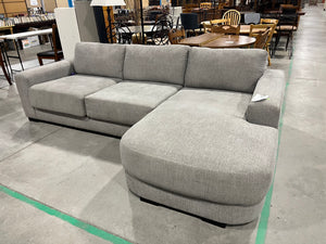 Modern Gray Sectional Sofa with Chaise