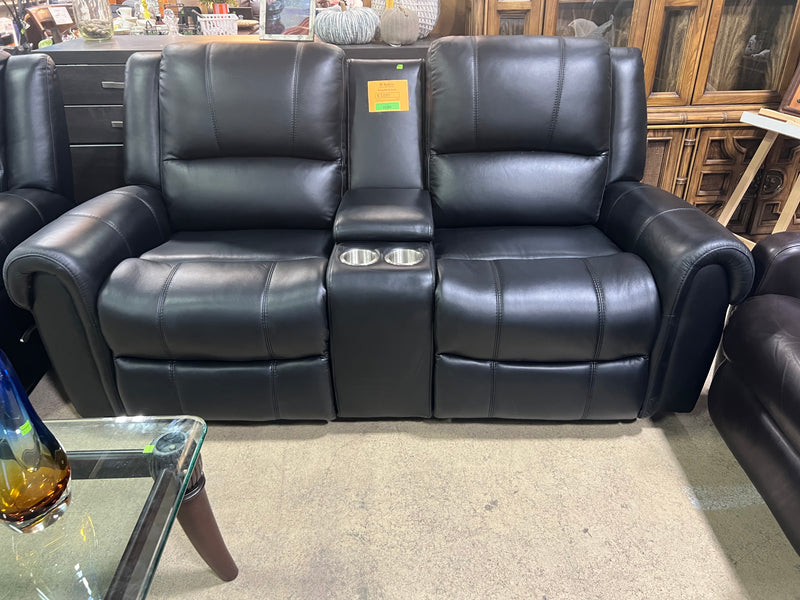 Leather Reclining Love Seat With Console In Black