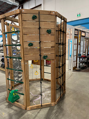 Pre-built Cliffhanger Playset
