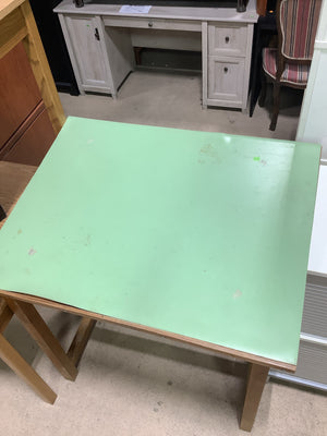 Green Art Desk