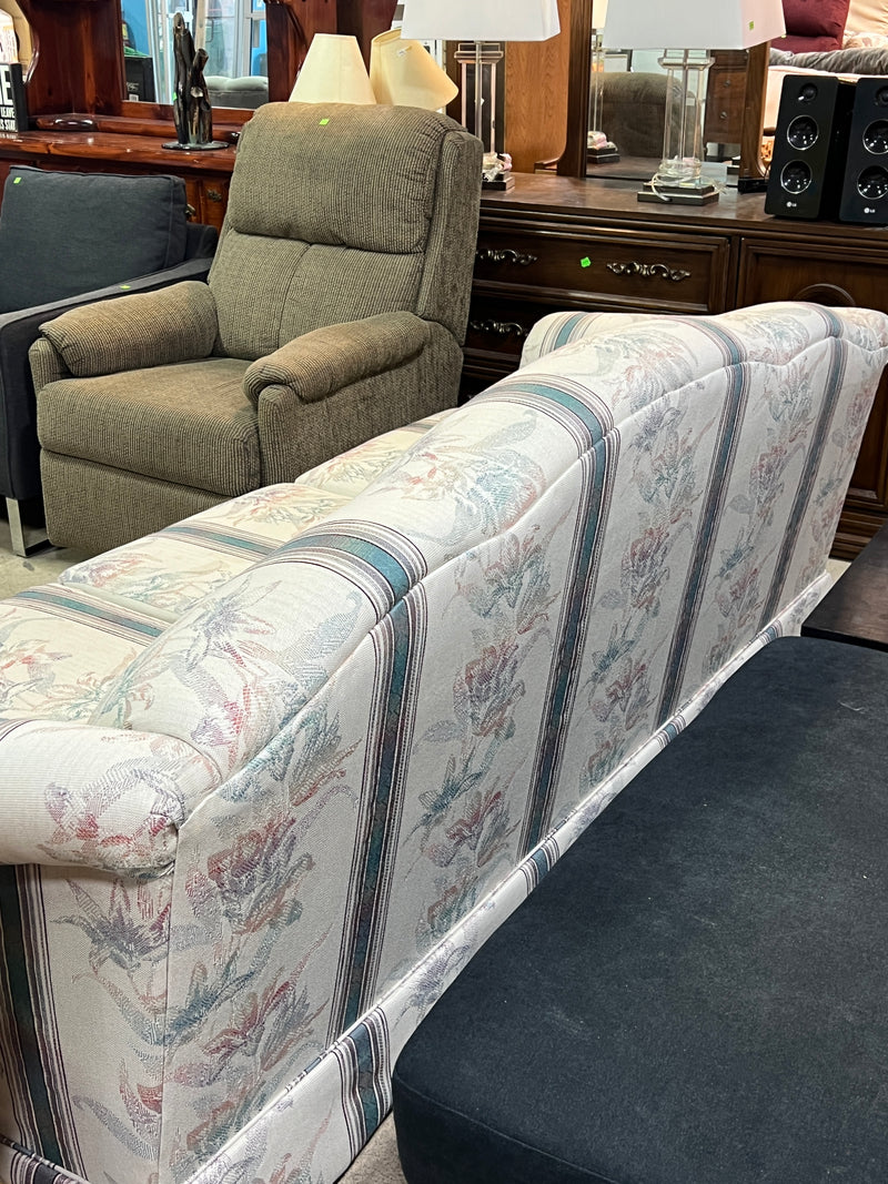 Vintage Traditional 3-Seater Sofa – Floral & Striped Upholstery