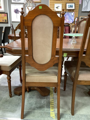 Oakwood Antique Dining Table + 6 Chairs