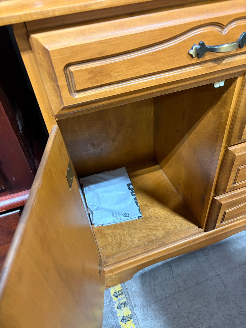Solid Wood Display Hutch & Buffet Cabinet