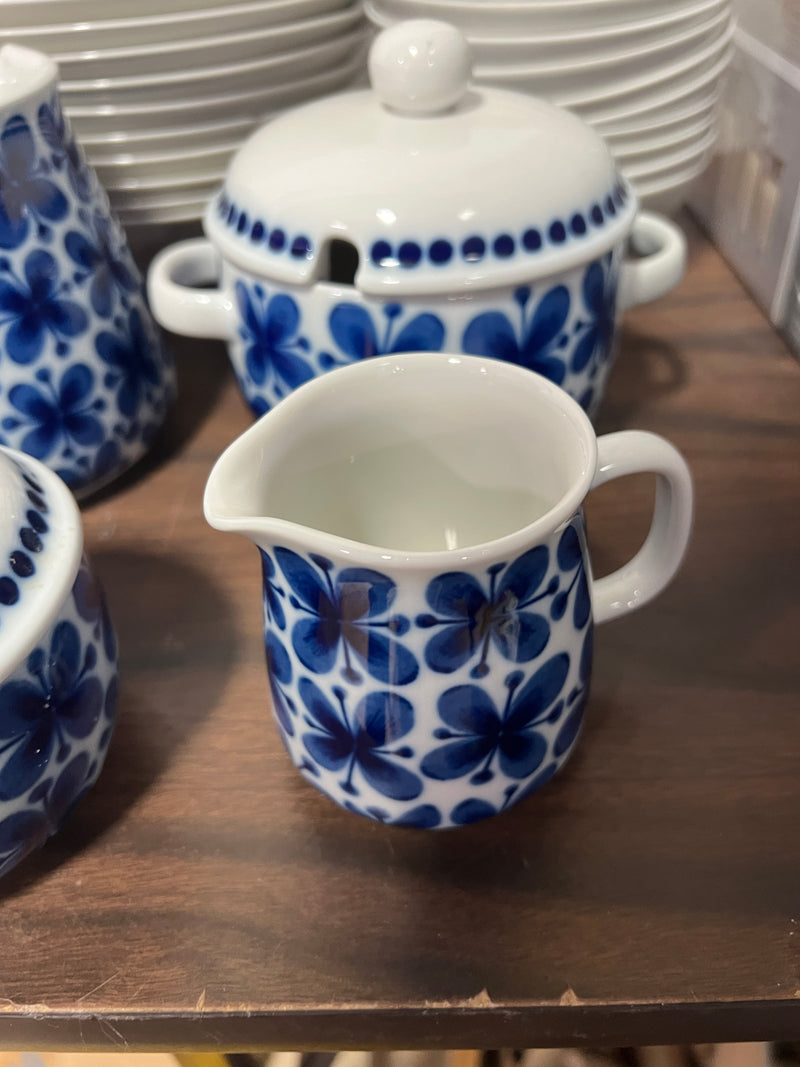 Vintage Rörstrand Mon Amie Dinnerware by Marianne Westman — 45-Piece Collection