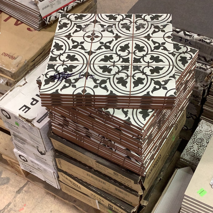 Harmonia Patterned Tile