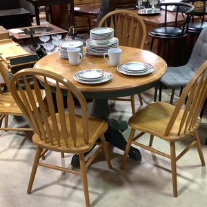 Country Style Dining Set
